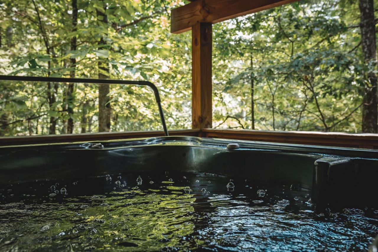 Deer Run Cabin At 36 North - Hot Tub Purlear Exterior photo